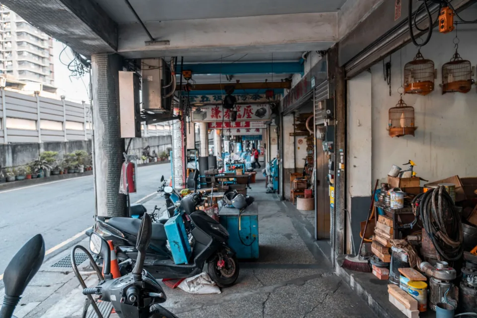 Đồ nghề và máy chẩn đoán